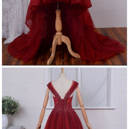 Lace Appliquéd Plunge Prom Dress V Cap Sleeved..