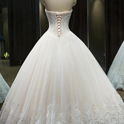 Sweetheart Beaded Appliques Ball Gown Wedding..