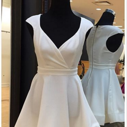 Sleeveless White Homecoming Dresses Empire Hem..