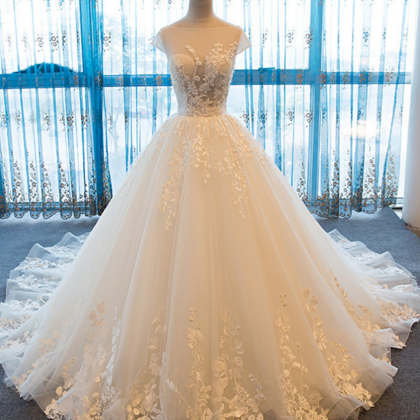 Vintage Sheer Wedding Dresses Cap Sleeve Ball Gown..