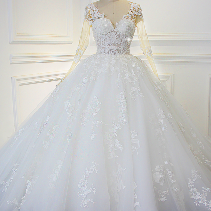 Luxury Shinny Beading Bling Bling Wedding Dress..