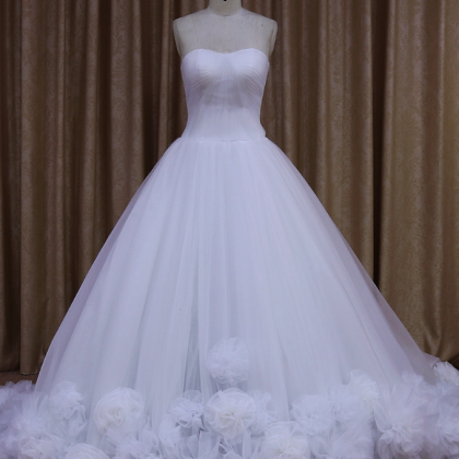 Fariy Tulle Strapless Ball Gown Wedding Dress With..