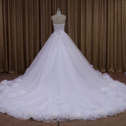 Fariy Tulle Strapless Ball Gown Wedding Dress With..