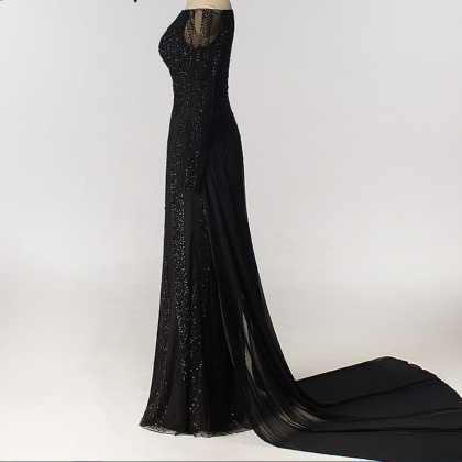 Long-sleeved Black Dress With Black Dress Mermaid..