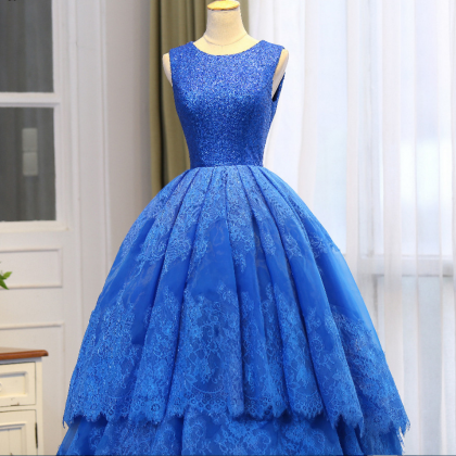 The Evening Gown Is A Formal Dress For The Festa..