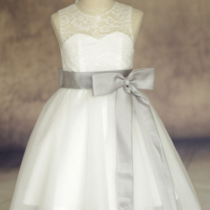 Ivory Lace Tulle Flower Girl Dress With Sliver..
