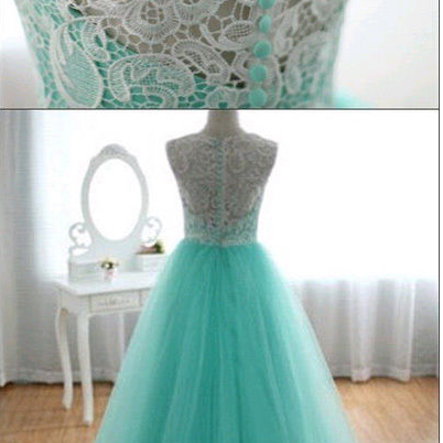 A Line Tulle Lace Accents Sleeveless Covered..