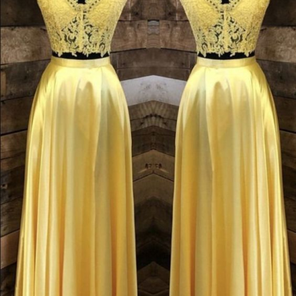 Sassy Wedding Off Shoulder Yellow Two Piece Prom..