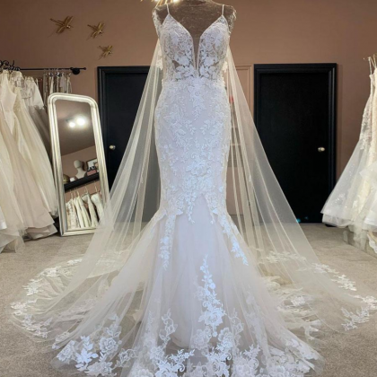 Elegant Full Lace Mermaid Backless Wedding Dresses..