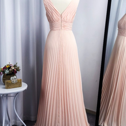 Prom Dresses Chiffon V-neck Floor-length..