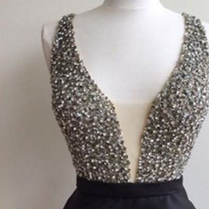 Pretty V Neck Sequin White Sheath Formal Graduation Homecoming Dress Short Prom Dress Cocktail Dress