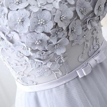 Gray Round Neck Applique Flower Beaded Long Prom..