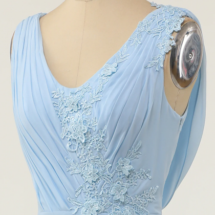 V-neck Blue Bridesmaid Dress With Ruffle
