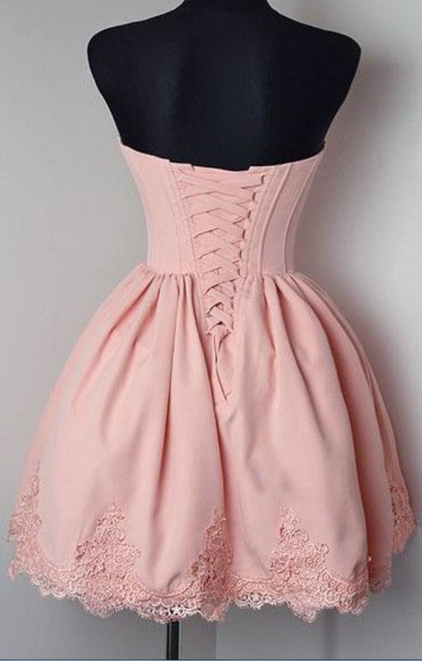 simple homecoming outfits