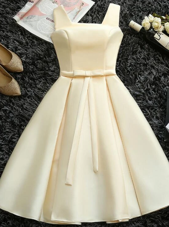 Champagne Short Dresses for Wedding Guest