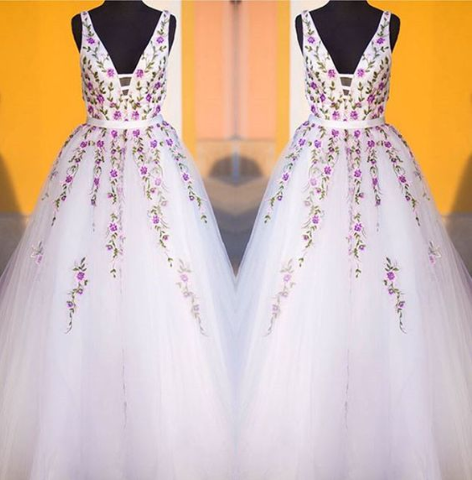 Long Elegant, White A-line Straps Sleeveless ,backless Embroidery Prom Dress With Flower Appliques,custom Made , Fashion