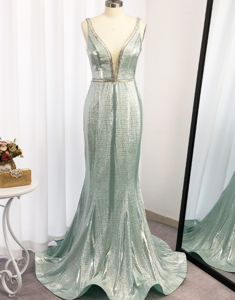 Trumpet/Mermaid Sweep/Brush Train V-neck Sleeveless Stretch Crepe Ruched Dresses main image 1