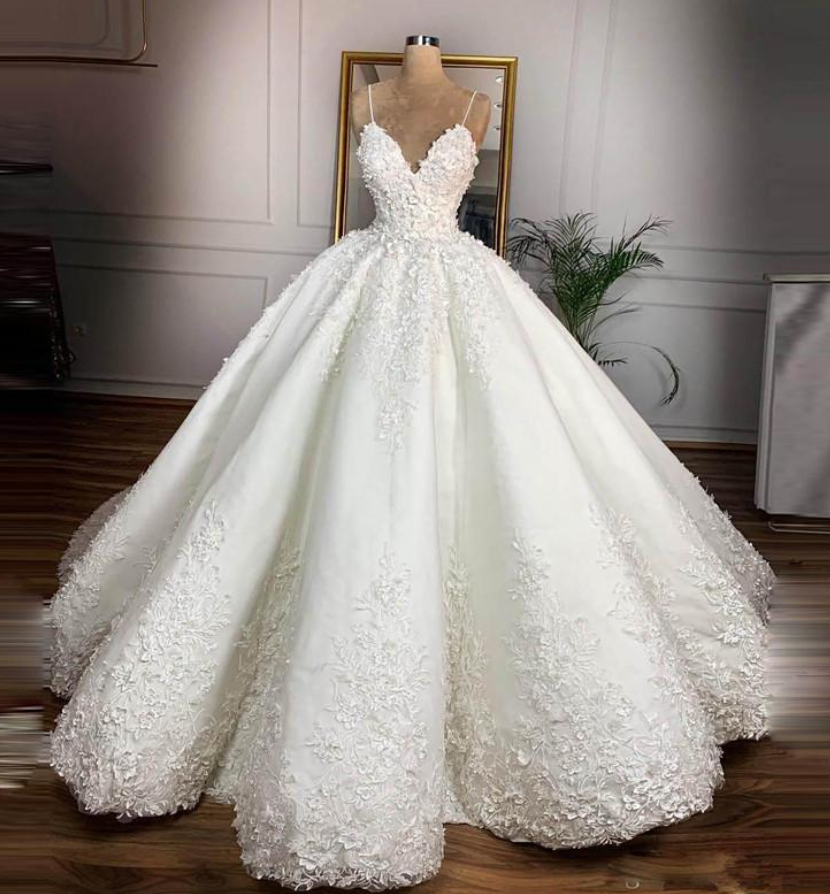 Fantastic Spaghetti Straps Wedding Dresses With Appliques Lace Floor Length Bridal Dress Custom Made Vintage Wedding Vestido De Noiva