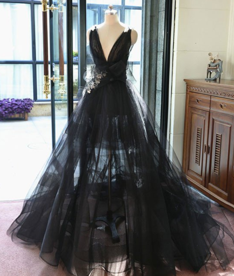 Charming Prom Dress,black Deep V Neck Tulle Evening Dress,ball Gown Evening Dresses,backless Formal Evening Gowns