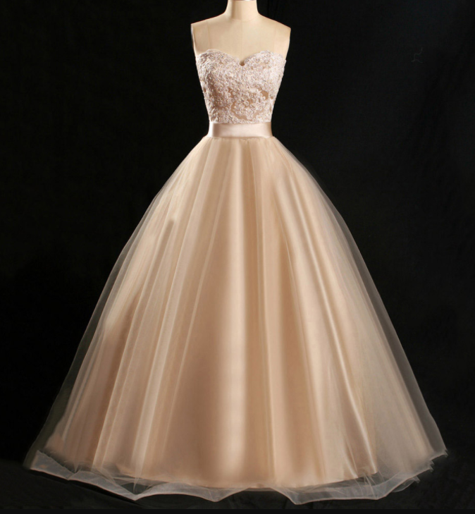 Champagne Tulle Ball Gown With Belt, Sweetheart Prom Dresses With Lace Appliques, Inexpensive Floor-length Prom Dresses,
