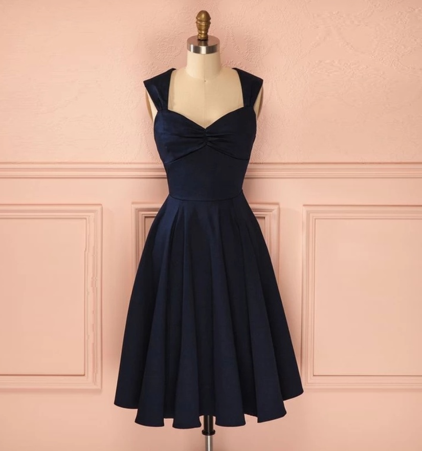 Homecoming Dresses,sweetheart Sleeveless Prom Gowns A-line Satin Party Dresses Graduation Gowns Cocktail Dress