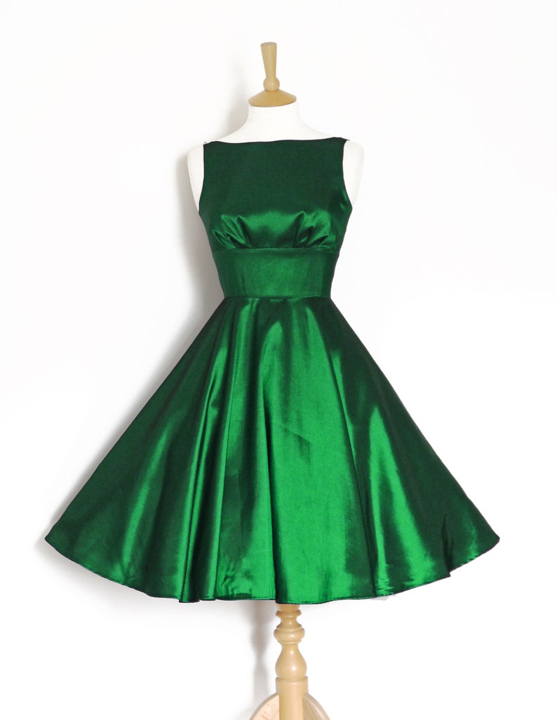 Neckline Green Taffeta Vintage Short Party Dress With Zipper V Back