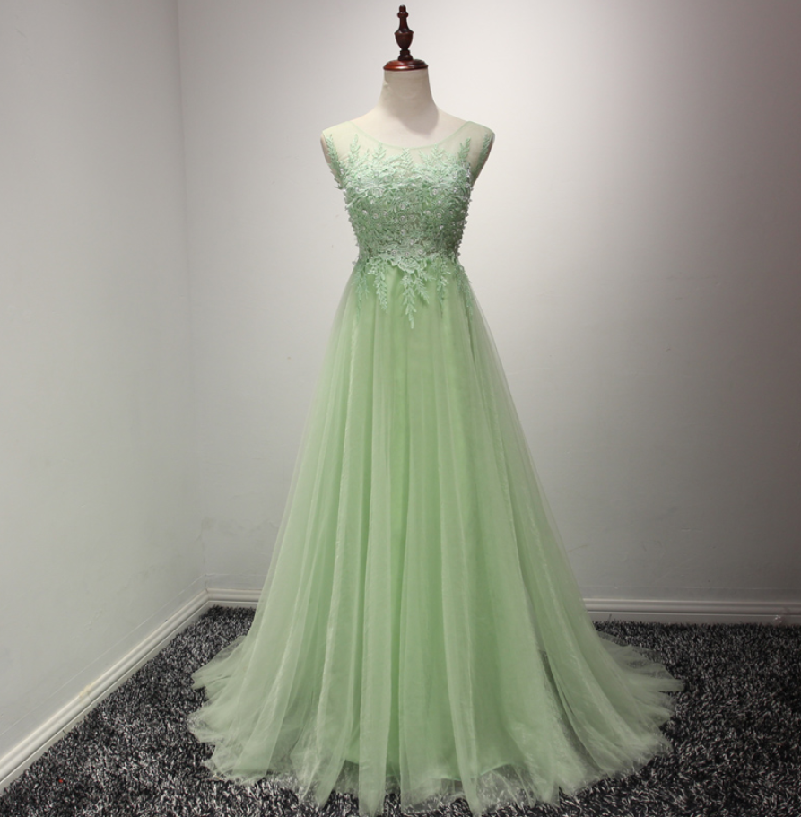 Prom Dresses, Elegant A-line Fit Green Tulle Long Gowns Exquisite Lace Applique