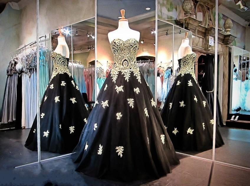 Prom Dresses 2017 Ball Gowns Sweetheart Lace-up Floor Length Sweet 16 Black With Gold Appliques