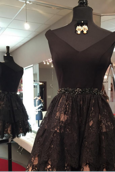 Tired Lace Skirt V Neck Satin Homecoming Dresses Little Black Gowns