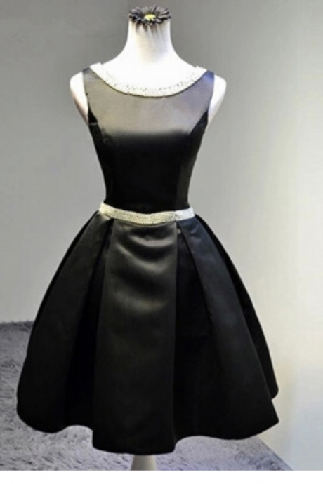 Black Scoop Pearls Pleats Short Homecoming Dress