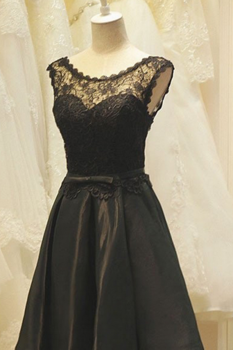 A-line Crew Neck Black Satin Homecoming Dress With Lace,short Homecoming Dresses