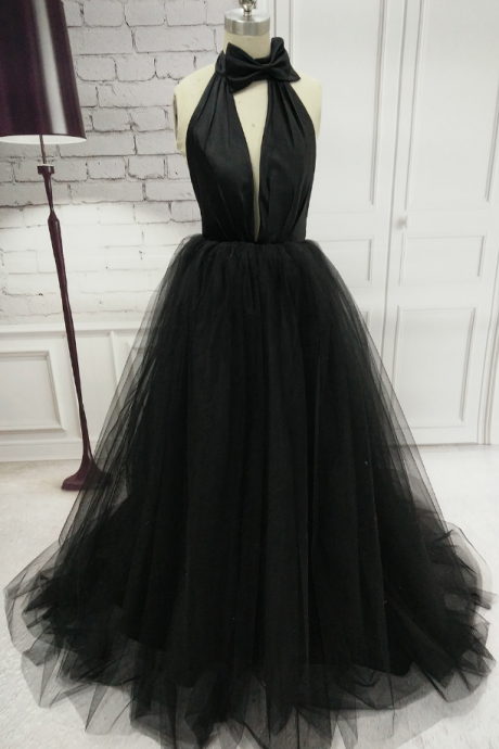 Black Tulle Party Dress With Halter Neckline, Sexy Formal Gowns, Black Gowns
