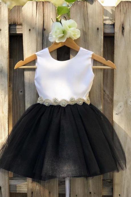 Black Flower Girl Dress With Rhinestone Sash. Elegant White And Satin Black Tulle Flower Girl Dresses, Black And White Wedding
