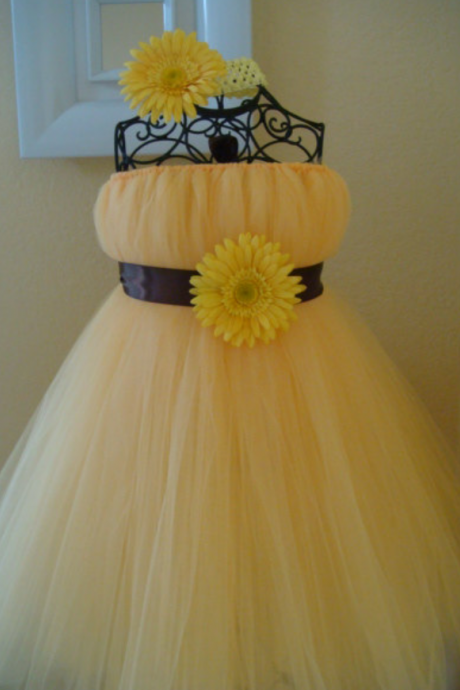 2016hot Yellow Hand-tailored Dress Tutu Cute Girl Dress Flower Girl Dress Halloween Birthday