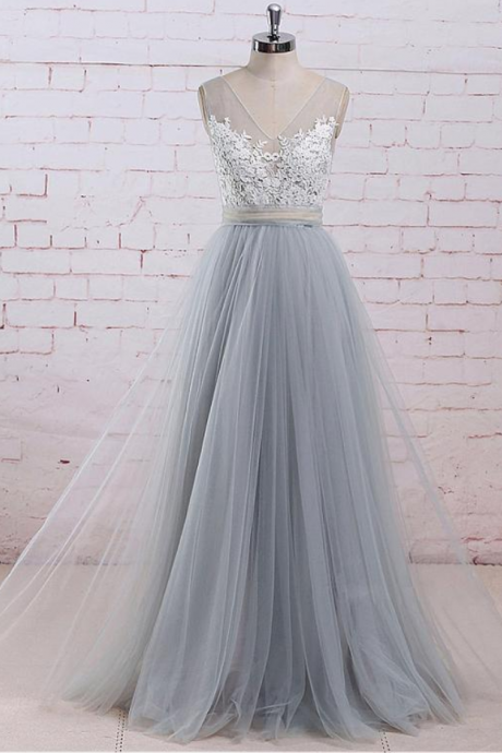 Tulle V-neck Neckline See-through Bodice A-line Bridesmaid Dress With Lace Appliques