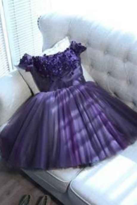 Sassy Wedding A-line Grape Tulle Off Shoulder Homecoming Dresses With Beading