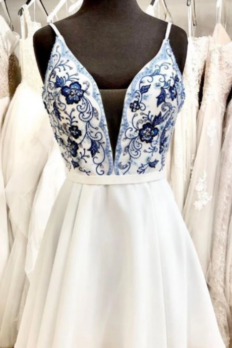 Cute Short Whtie And Blue Floral Embroidery Short Prom Dress Homecoming Dress