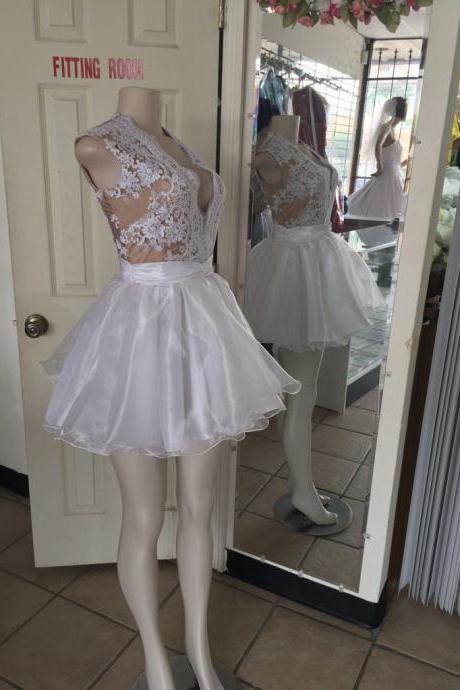 White Mini Short Homecoming Dresses Scoop Lace Appliques Mini Short Prom Dresses Party Gowns Vestidos