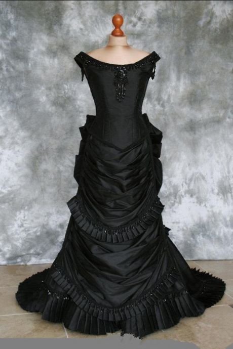 Beaded Gothic Victorian Bustle Prom Gown with Train Vampire Ball Masquerade Halloween Black Evening Bridal Dress Steampunk Goth 19th century