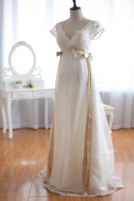 V Neck Sleeveless Appliques White Bridesmaid Dresses, Floor Length Bridesmaid Dresses for Autumn 