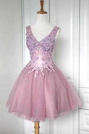 Cute Tulle V-neckline Short Lace-up Prom Dresses With Applique, Lovely Short Prom Dresses, Homecoming Dresses, Graduation Dresses
