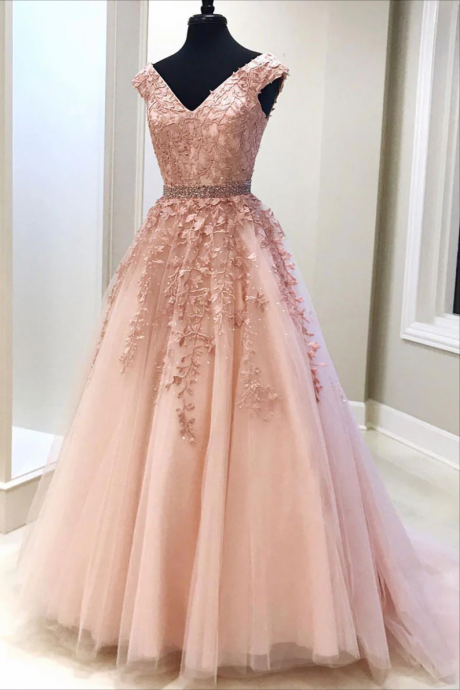 Princess V-Neck Floor-length Tulle Prom Dresses Champagne Plus Size main image 1