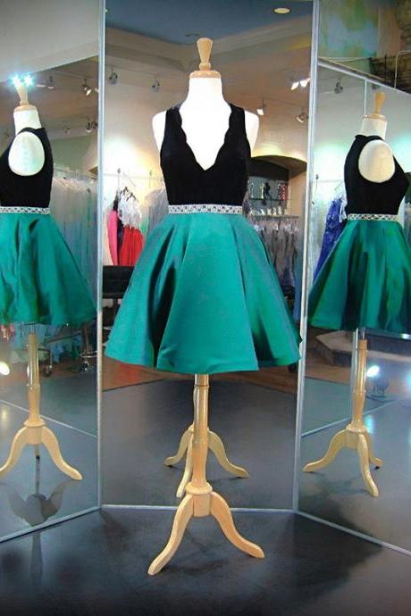 Homecoming Dresses, Green Prom Dresses,Short Prom Dresses, 2017 Prom Dresses,Short Homecoming Dress,Prom Dress with Beadings,Prom Gowns, Black Velour Green Satin Prom Dress,2017 Prom Dress,Custom Made,High Quality Graduation Dresses,Wedding Guest Prom Gowns, Formal Occasion Dresses,Formal Dress