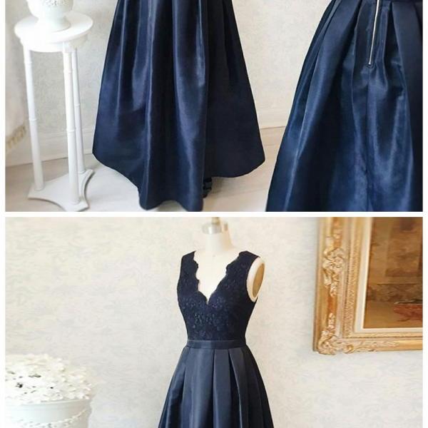 A-line V-neck Navy Blue Satin Prom Dress With Lace on Luulla