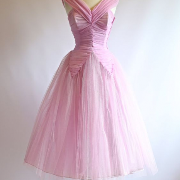 Vintage Ball Gown Homecoming Dresses V Neck Ruched Bodice Mini Short ...