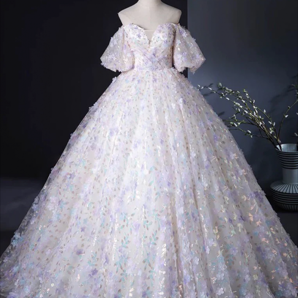 Deep V Neck Beads Long Sleeves Lace Appliques Pleated Prom Dress With Ruffles